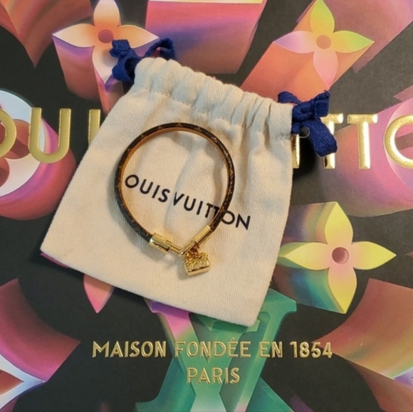 Louis Vuitton Jewelry - Louis Vuitton Monogram Speedy Charm Bracelet